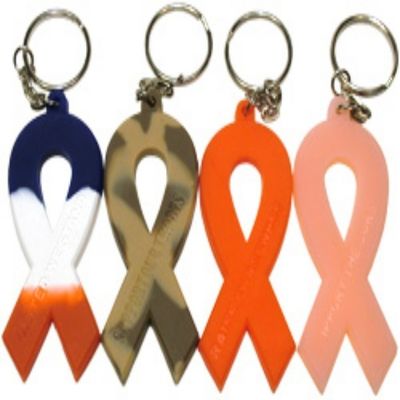 100% Silicone Pendants Promosi Keychain, Logam Aksesoris, Pantone Color