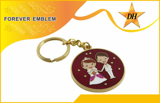 Gold Plating lembut Enamel Logam promosi gantungan kunci Untuk Partai Pernikahan